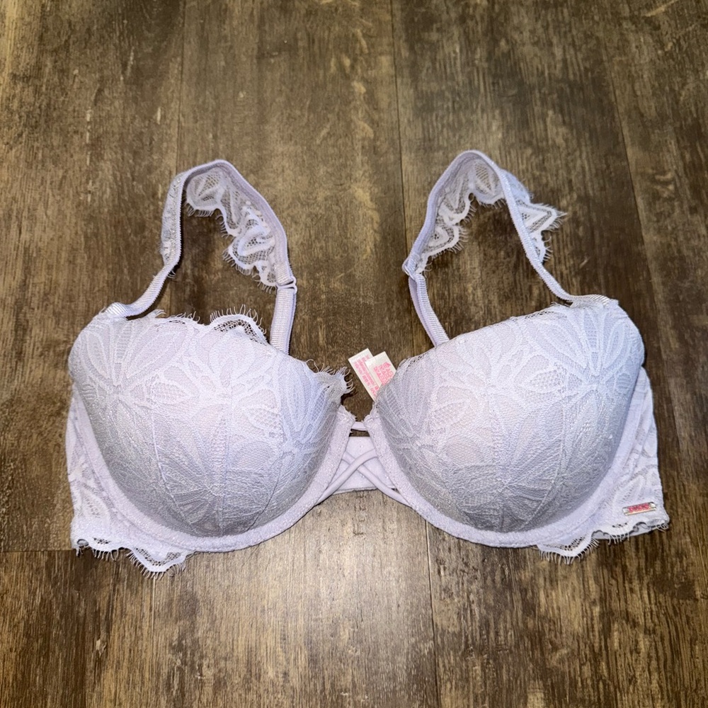 Victoria's Secret Light Purple Lace Bra